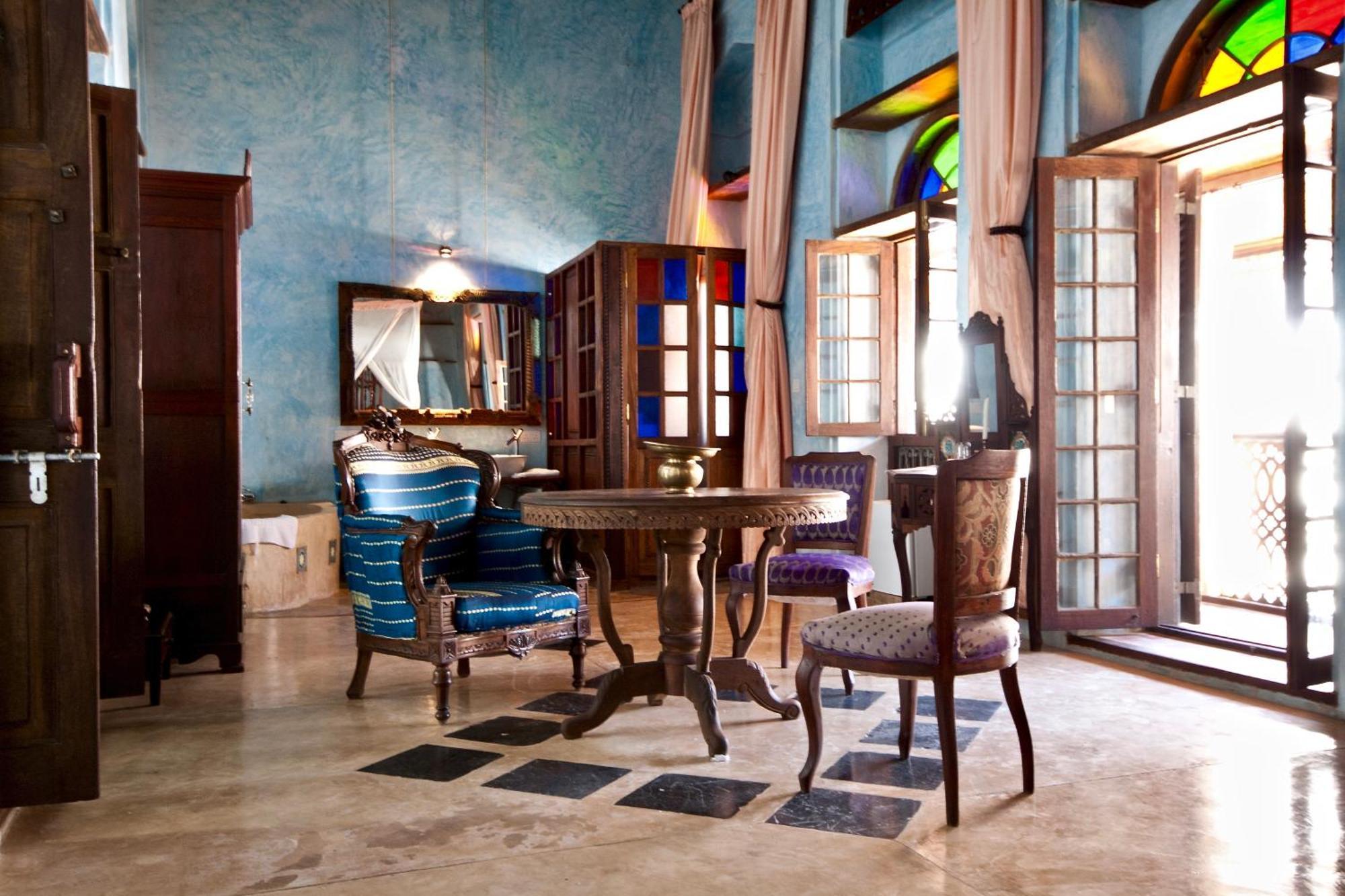 Emerson Spice Zanzibar Luaran gambar