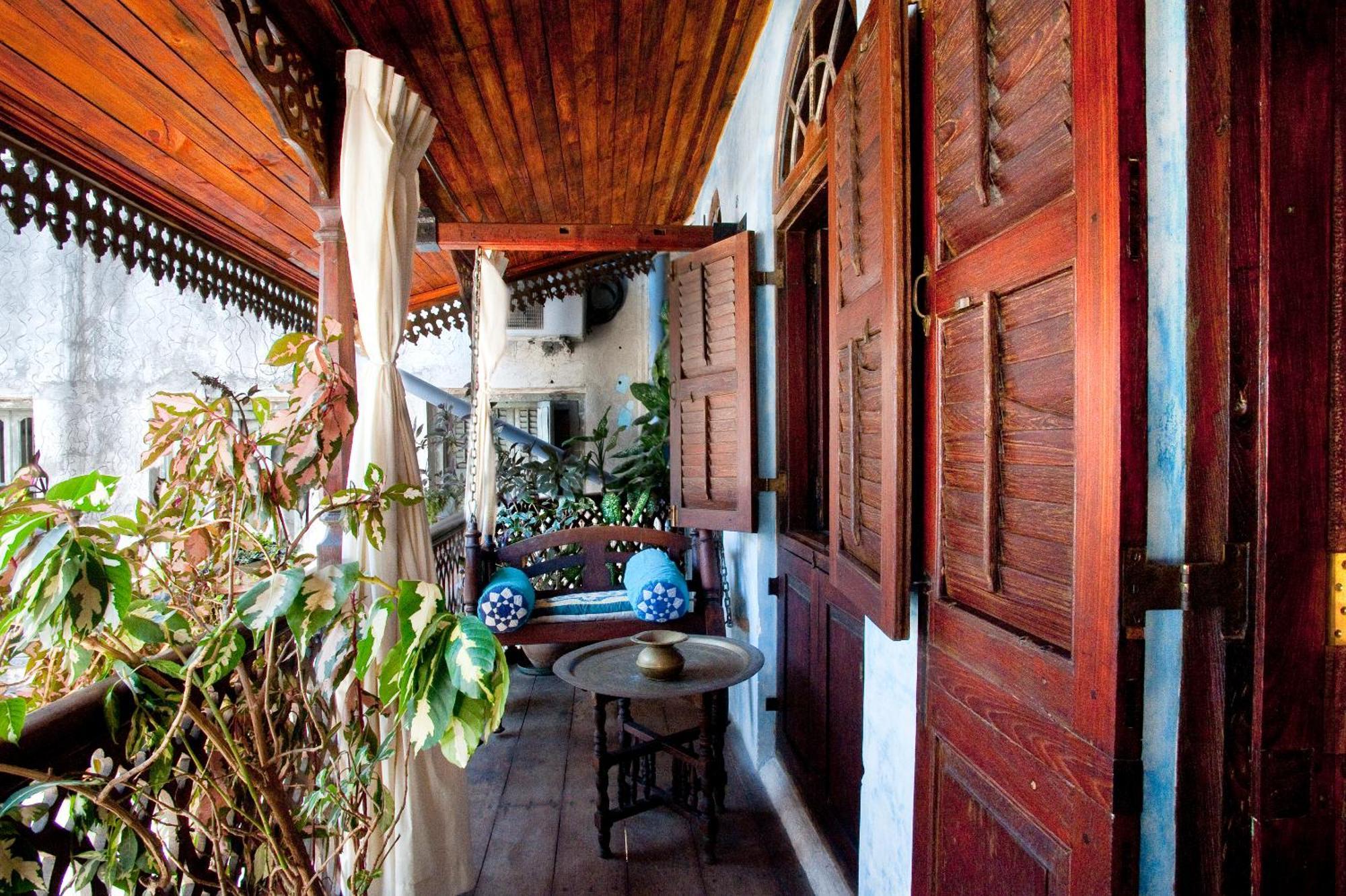 Emerson Spice Zanzibar Luaran gambar