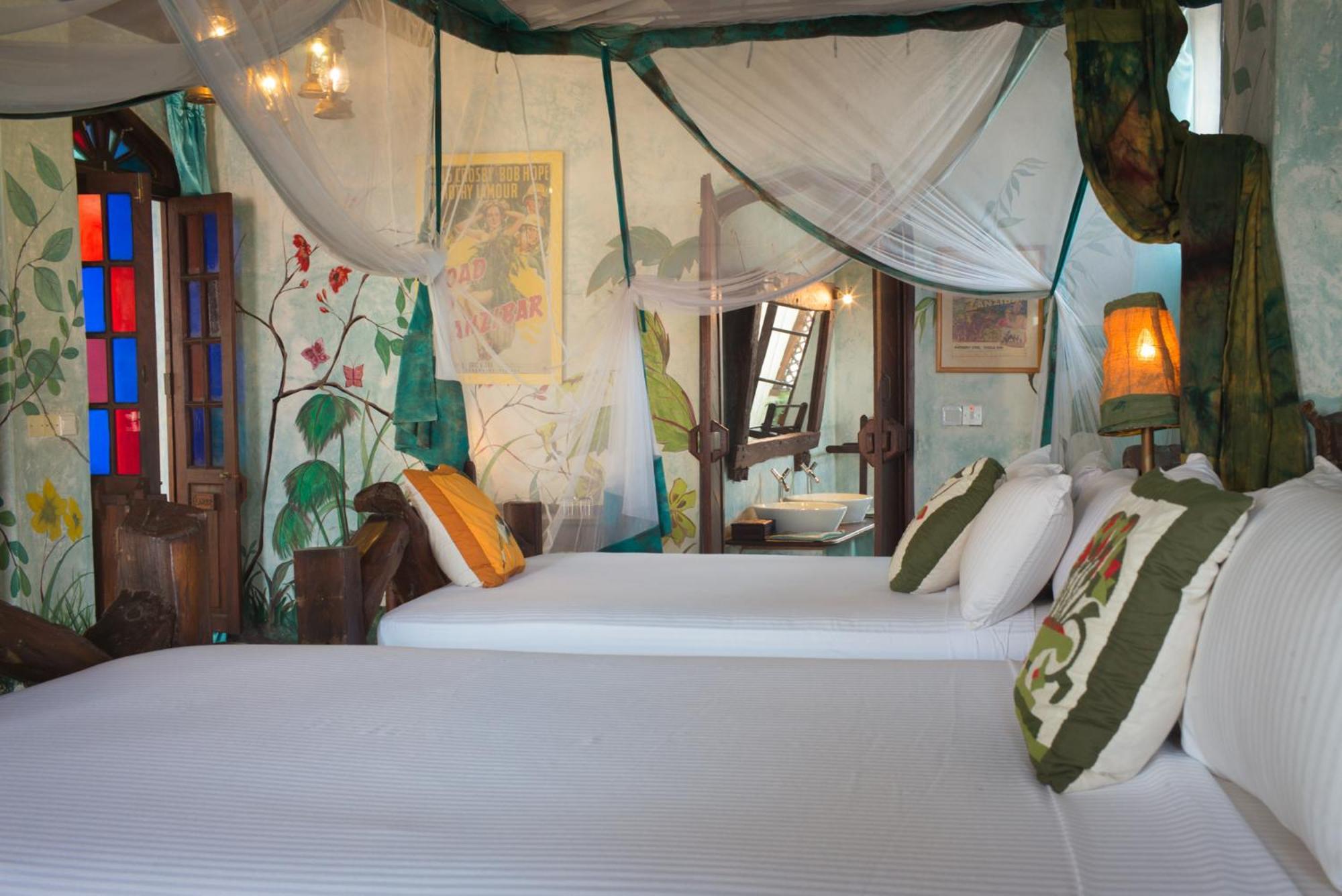 Emerson Spice Zanzibar Luaran gambar