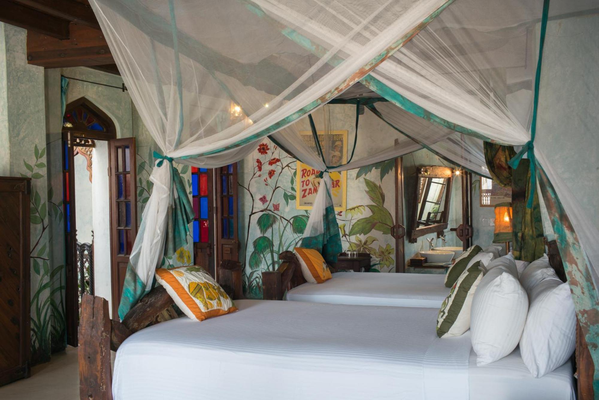 Emerson Spice Zanzibar Luaran gambar
